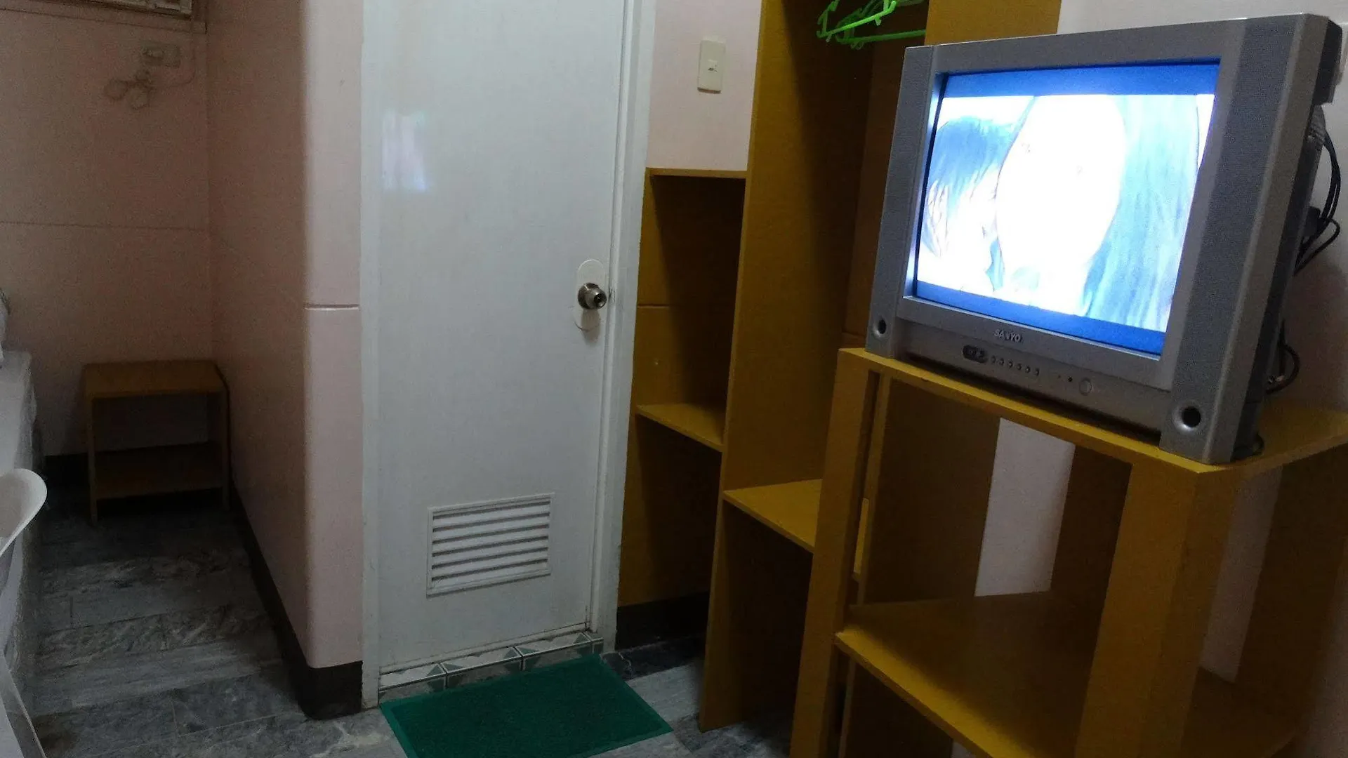 Gv Hotel - Davao 0*,