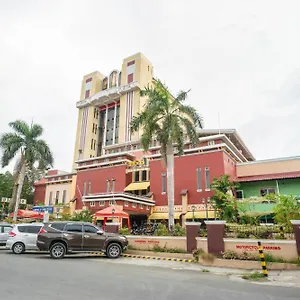 Hotel Capital O 460 World Palace, Davao