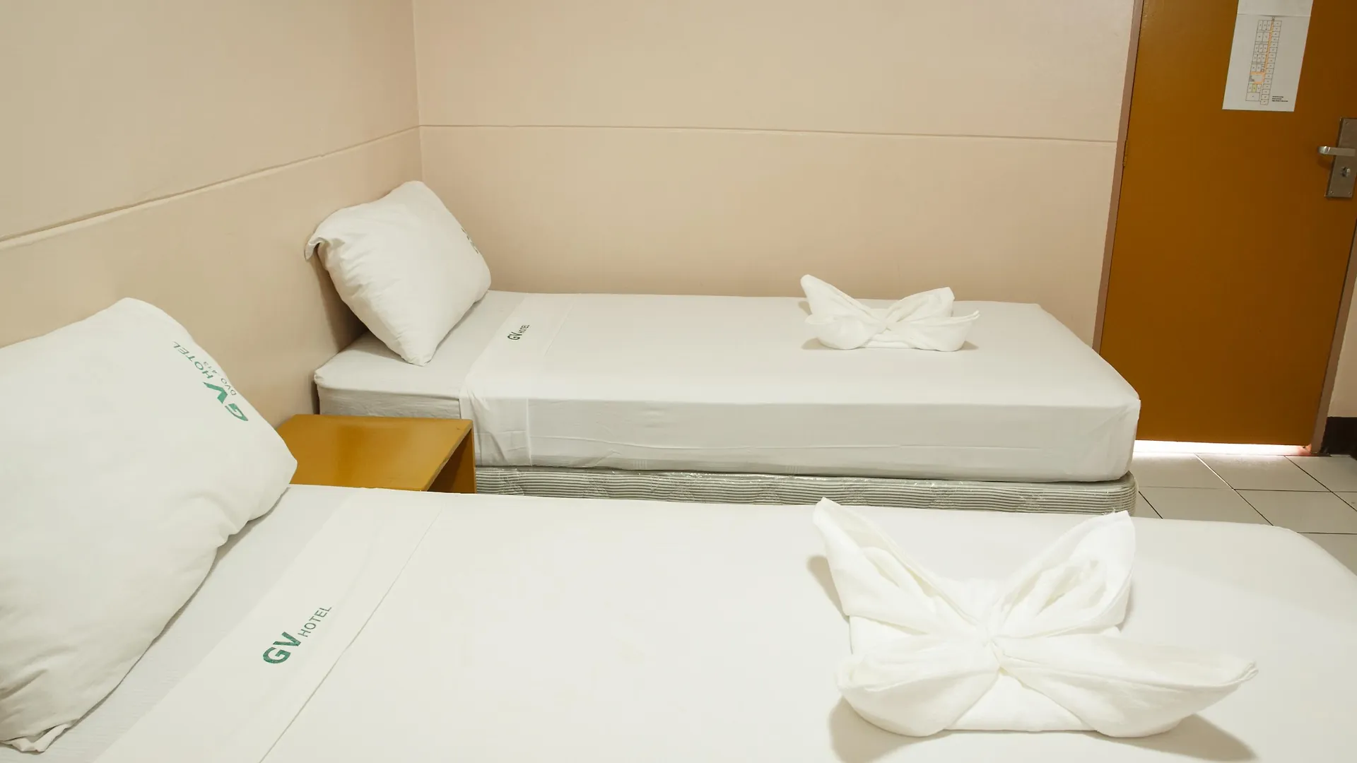 GV Hotel - Davao Stadt